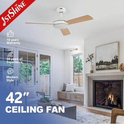 acheter Ventilateur de plafond à moteur réversible contrôlé par application avec télécommande et lames blanches en MDF fabrication en ligne