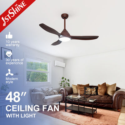acheter Ventilateur de plafond LED en plastique de 48 pouces 220V 50HZ avec des lames de grains de bois fabrication en ligne