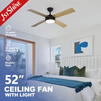 Ventilateur de plafond intérieur de 52 pouces avec commande Amart de moteur à courant continu léger