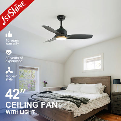 Ventilateur de plafond à LED de 42 pouces avec un débit d'air élevé et un éclairage réglable