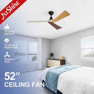Ventilateur de plafond décoratif simple avec 3 lames de couleur et moteur à courant continu économe en énergie