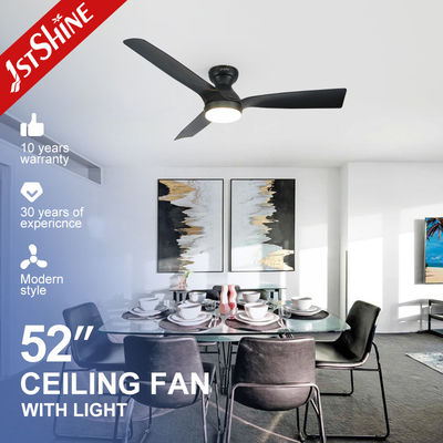 Lumière de ventilateur de plafond en matériau métallique avec lames ABS faciles à nettoyer et moteur AC/DC