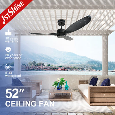 Ventilateur de plafond extérieur imperméable à l'eau IP44 contrôlé par application avec lames ABS et contrôle intelligent