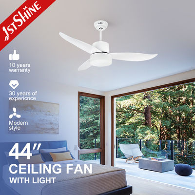 Ventilateur de plafond en plastique intérieur moderne avec lumière et télécommande 3 vitesses