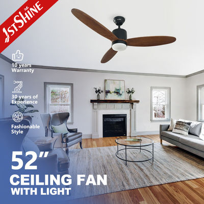 220V/50Hz Voltage d'entrée Ventilateur de plafond de 52 pouces avec source lumineuse LED et télécommande