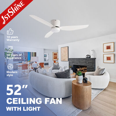 Bon prix Ventilateur de plafond de 52 pouces avec lumière doté d'un moteur CC efficace pour les intérieurs modernes En ligne